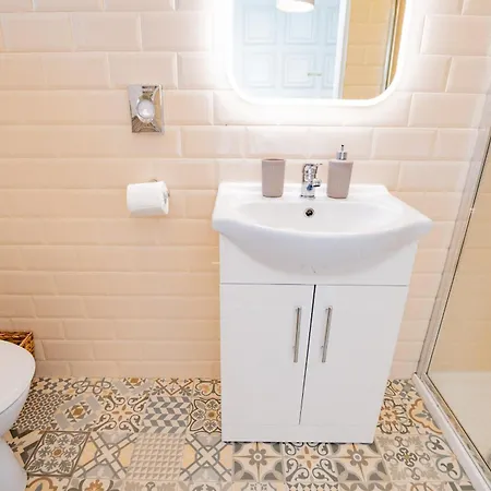 Apartment Eyre View - 2