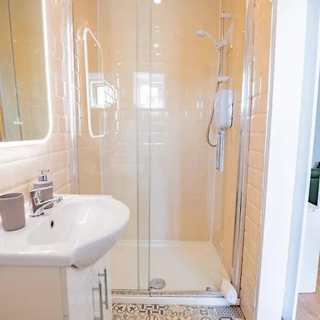 Apartment Eyre View - 2 *