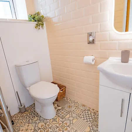 Eyre View - 2 Apartment Galway