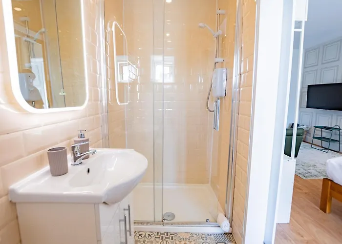 Apartment Eyre View - 2 *