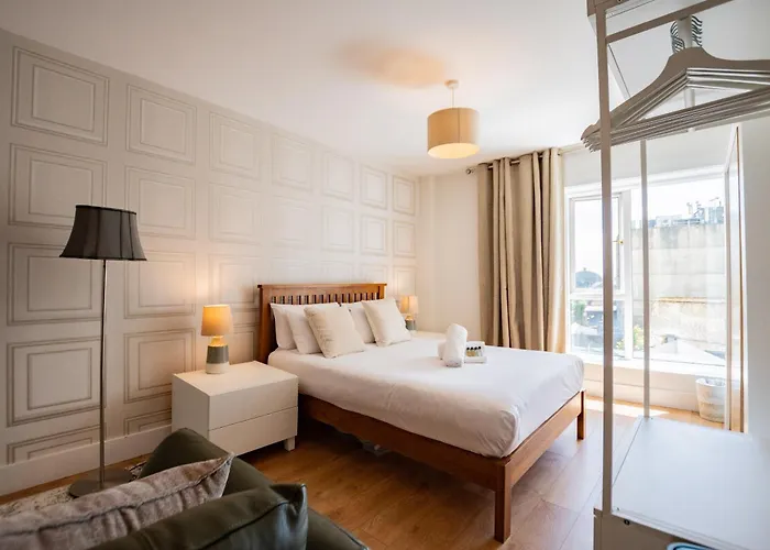 Eyre View - 2 Galway